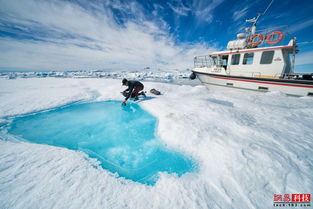 格陵兰岛常年冰雪覆盖